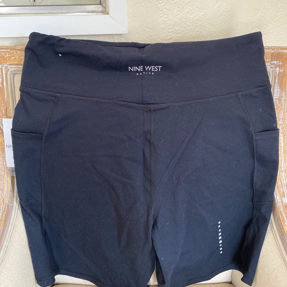 Nine West Active 3X nylon/spandex shorts - Picture 2 of 6